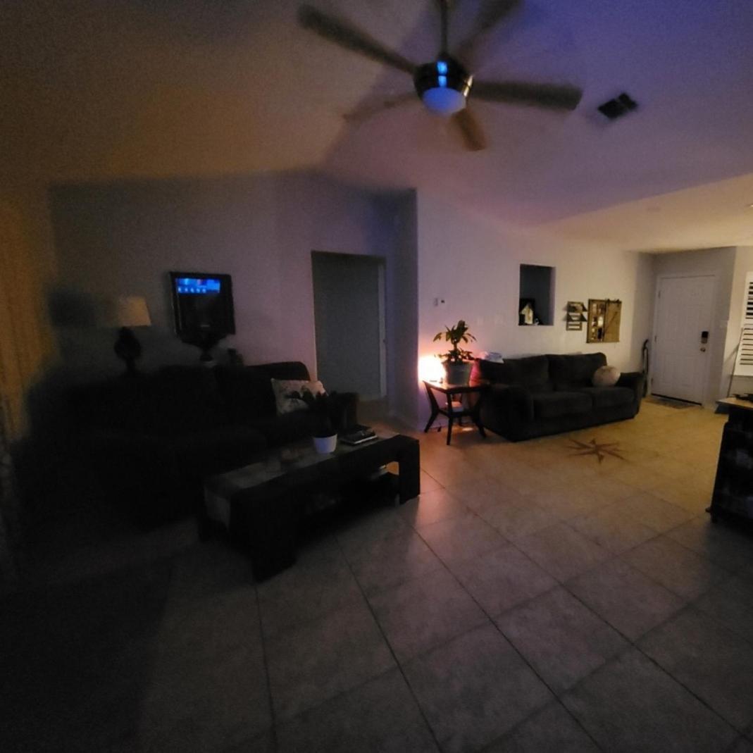 Bedroom Four Minutes From Beach Pensacola Exteriör bild